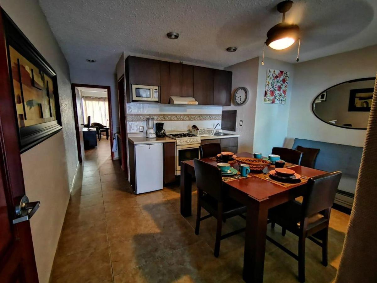 Brisas Beachfront Studios In Hotel Zone แคนคูน ภายนอก รูปภาพ