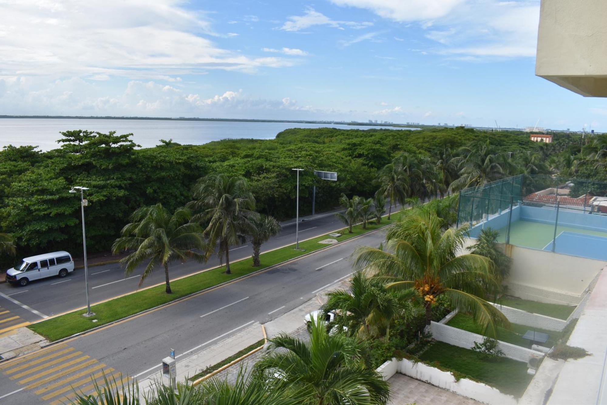 Brisas Beachfront Studios In Hotel Zone แคนคูน ห้อง รูปภาพ